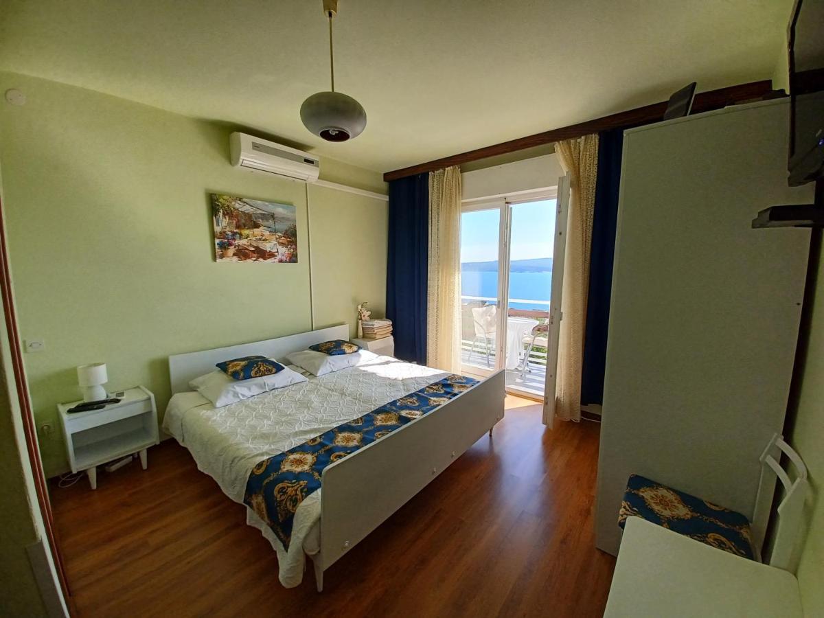 Guest House Djurdjica Dramalj Exterior photo