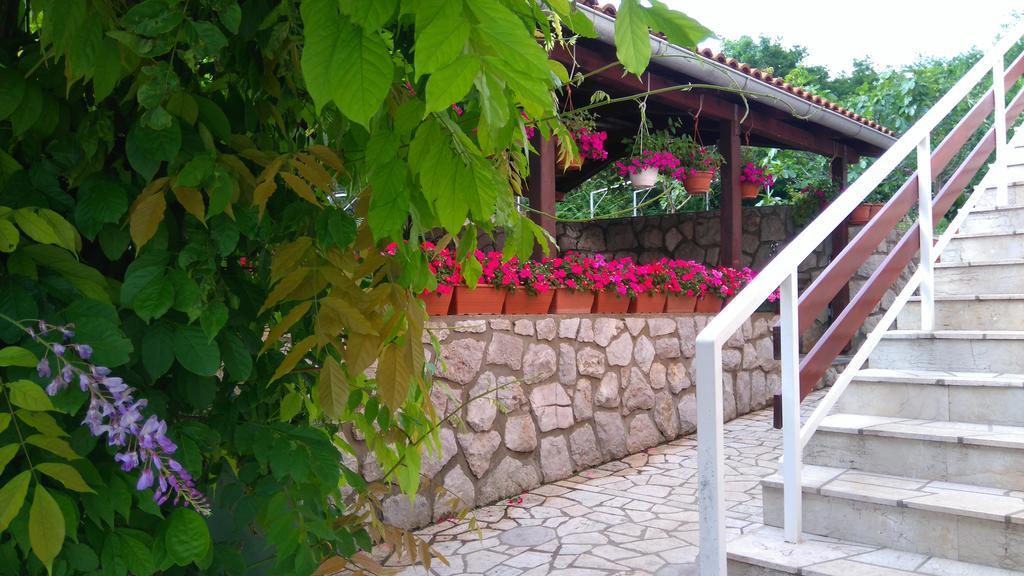 Guest House Djurdjica Dramalj Exterior photo