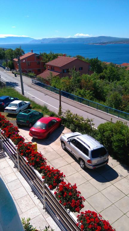 Guest House Djurdjica Dramalj Exterior photo